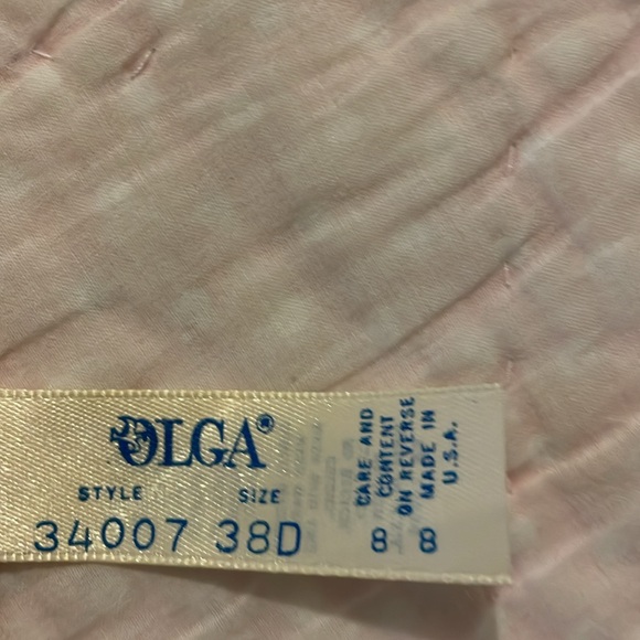 OLGA Slip or nightie, 38D blush color lace nylon ExCellent condition pre-loved - Picture 6 of 9